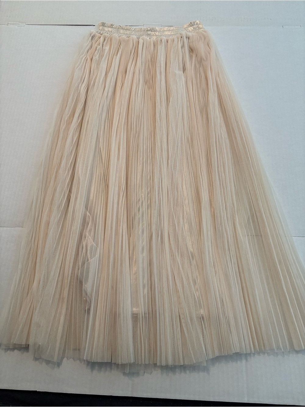 Light Cream Pleated Tulle Maxi Skirt — Women's A-Line